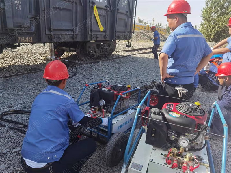 车辆，液压救援起复 (6).jpg