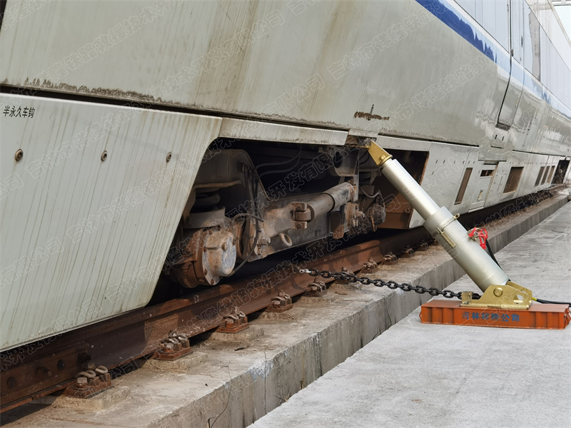 动车，侧移复位装置 (3).jpg