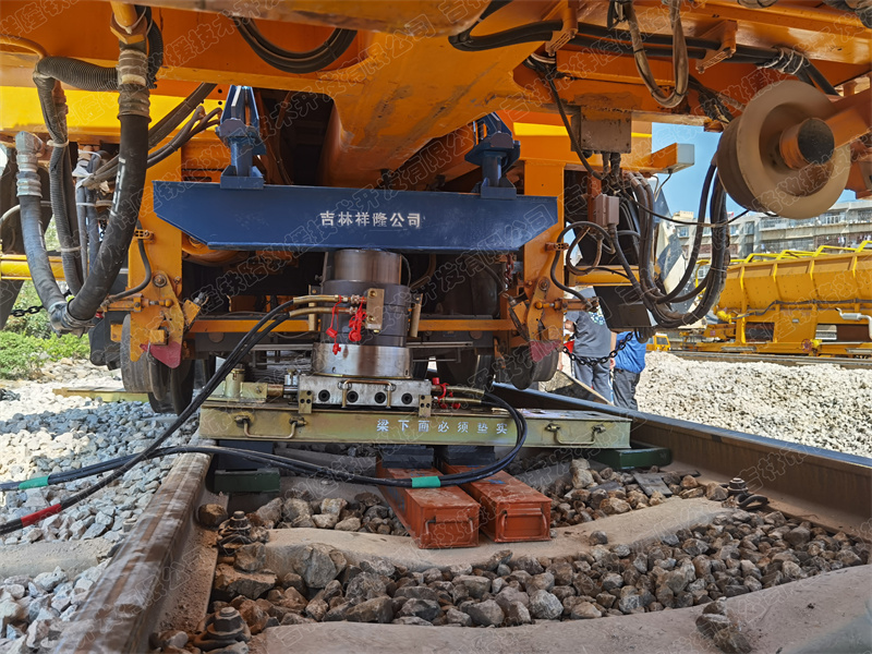 大型养路机械，液压救援起复 24.jpg